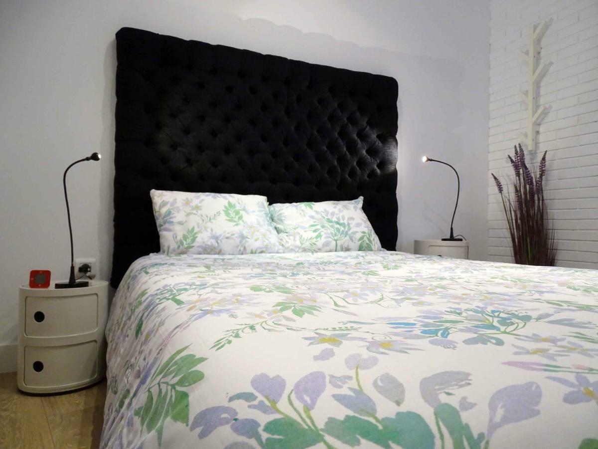 Focolare Apartment กาเซเรส ภายนอก รูปภาพ